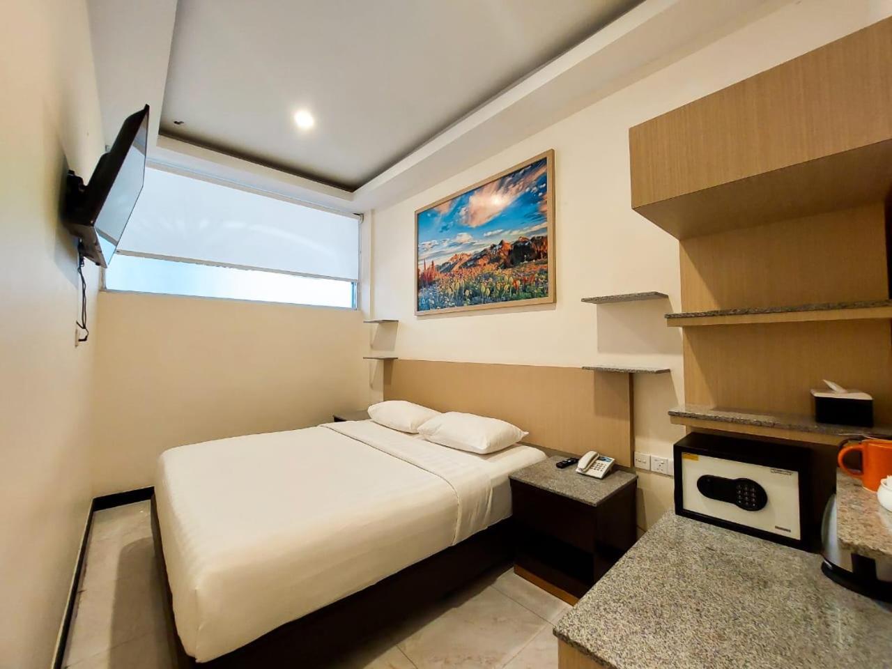 Batam Harbour Boutique Hotel & Spa Nagoya Phòng bức ảnh